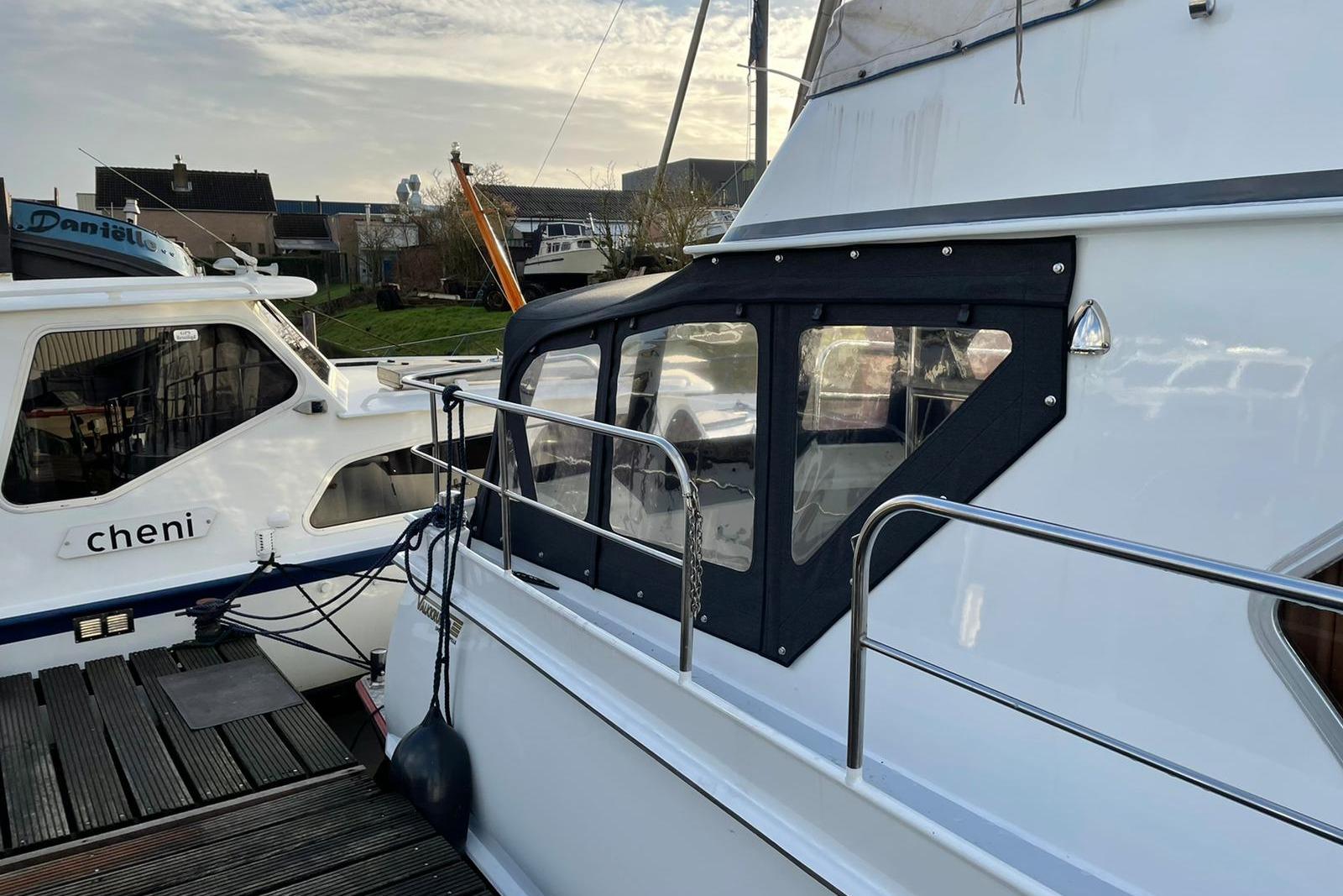 1250 OK flybridge — foto 6 van 12