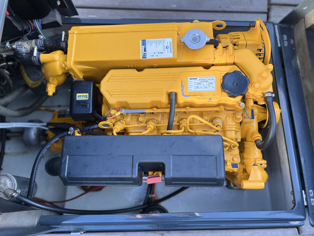 Stormer  Lifeboat 75 — foto 18 van 32