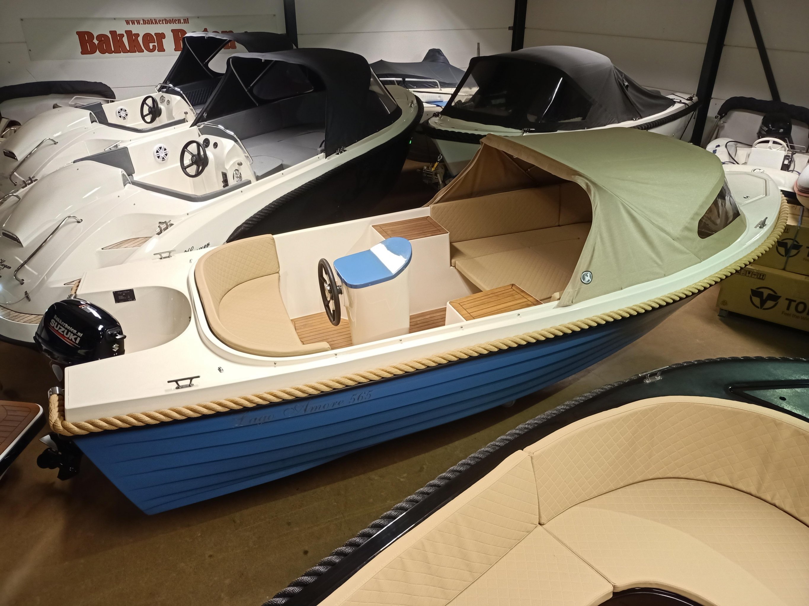Lago Amore 565 nieuw, 9.9pk Suzuki efi — foto 12 van 30