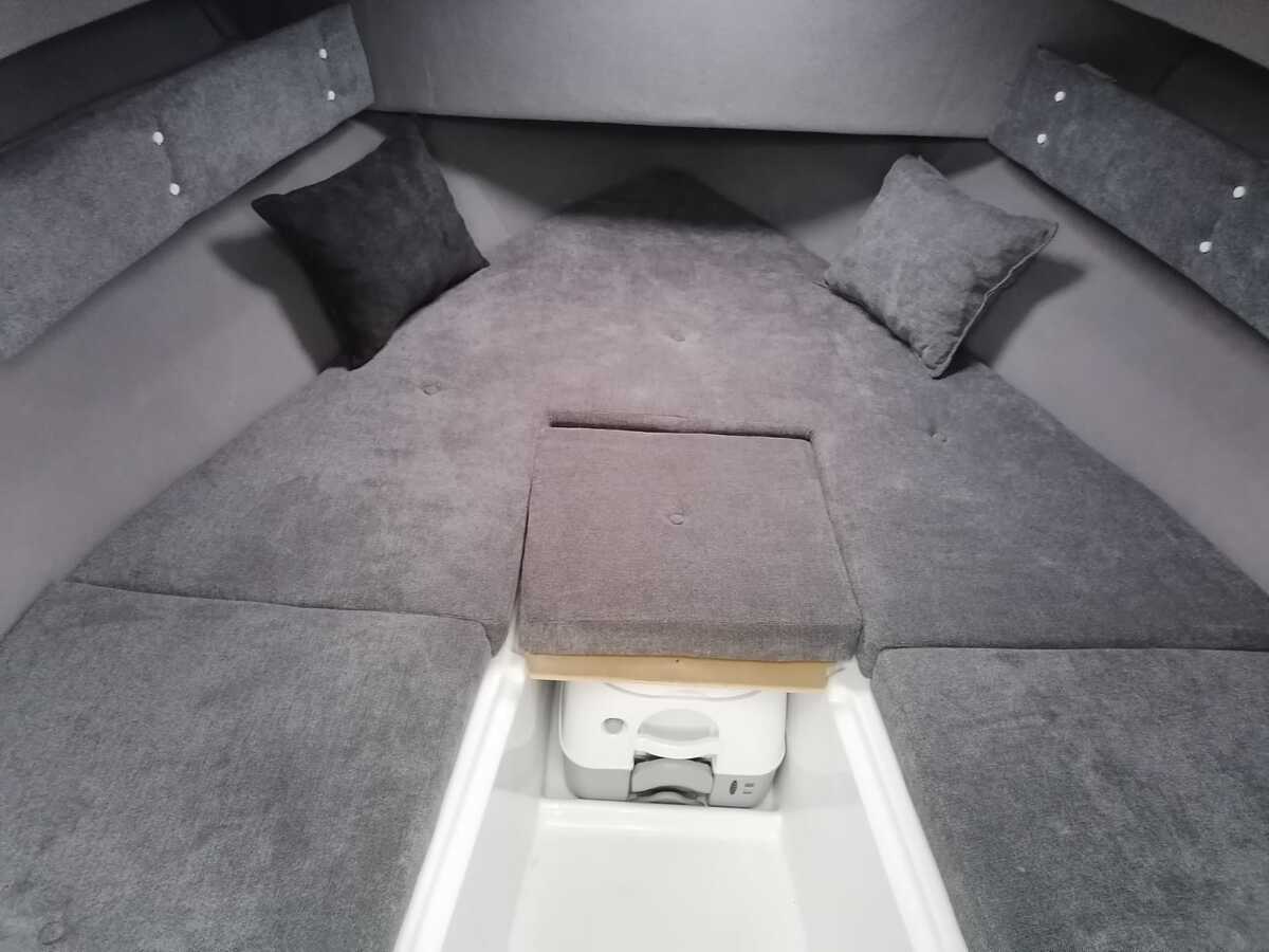 Lakeman Boats 540 Pilothouse — foto 10 van 12
