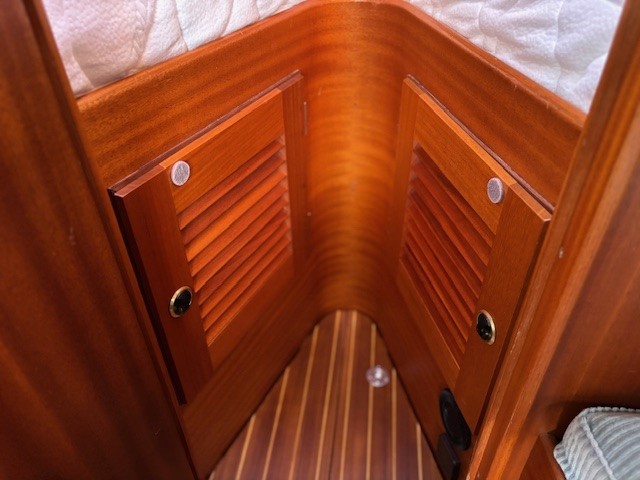 Hallberg-Rassy 31 — foto 59 van 65