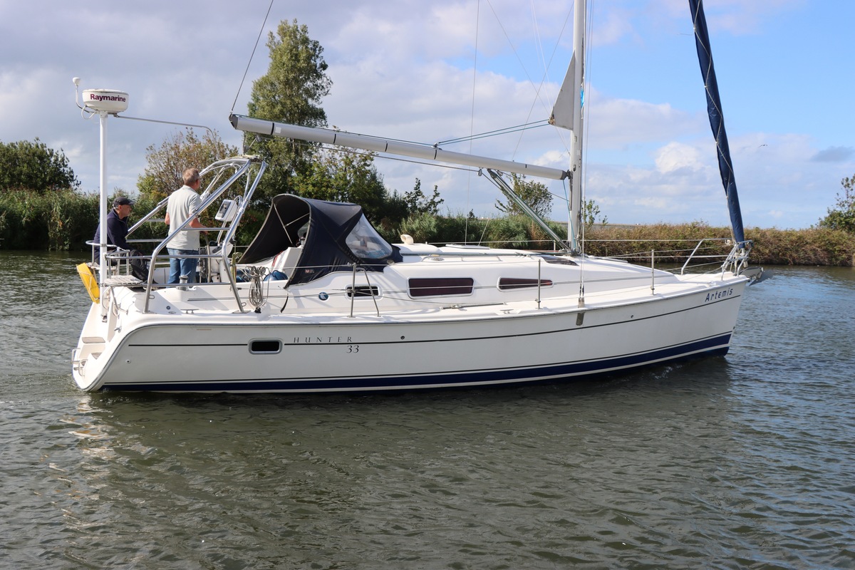 Hunter 33 — foto 28 van 52