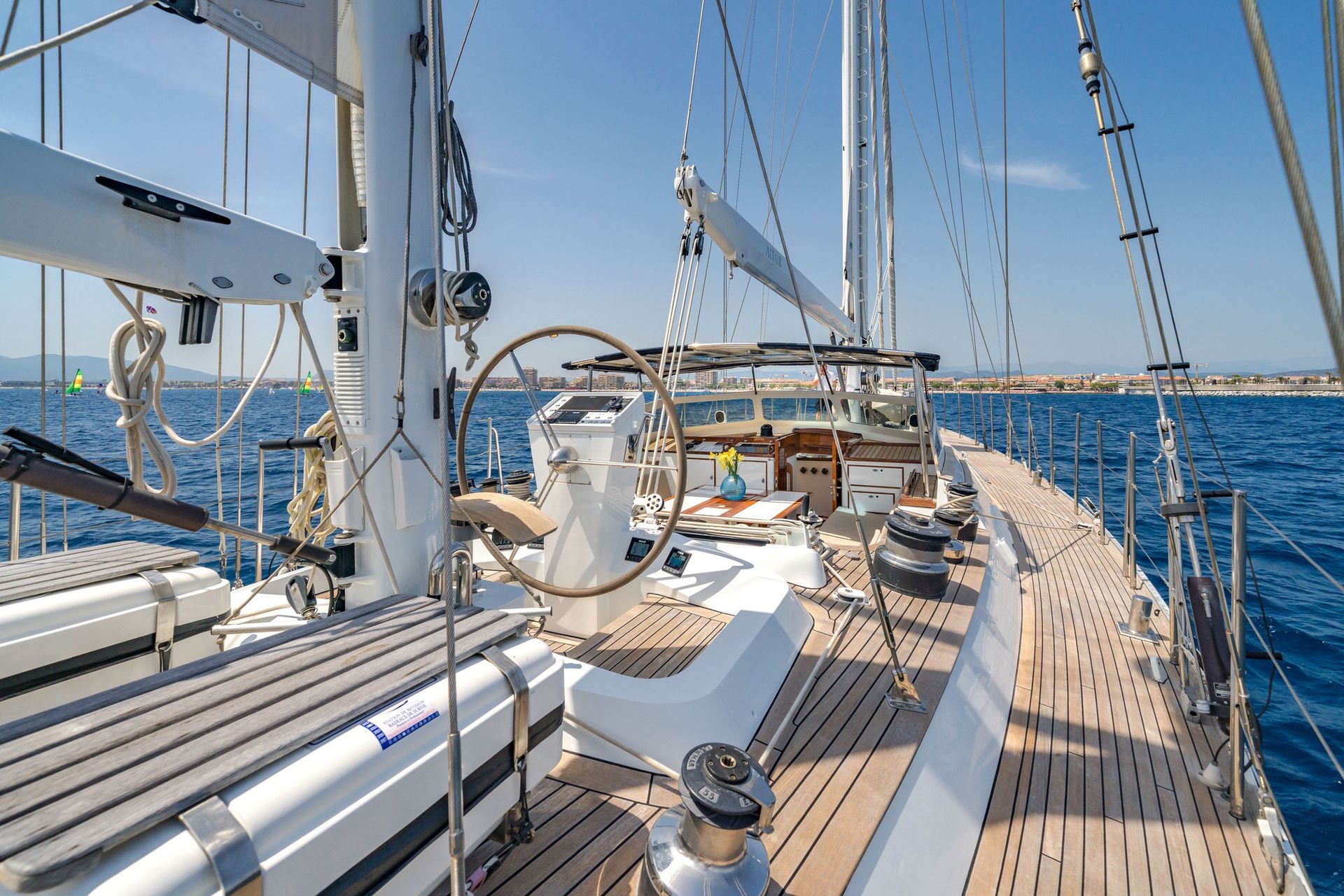 Nordia Van Dam 82 Ketch - "Altair" — foto 8 van 12