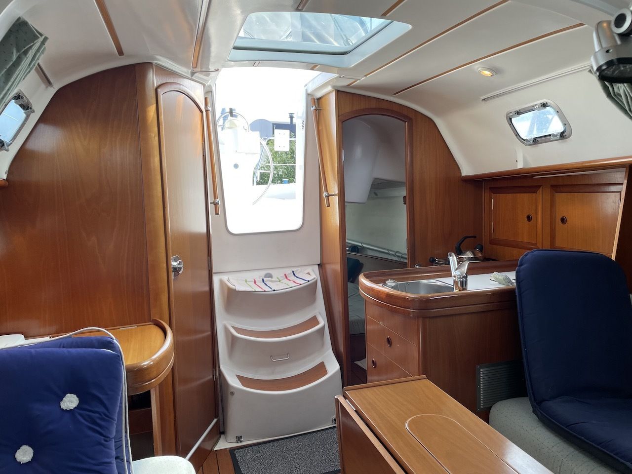 Beneteau 311 Oceanis Clipper — foto 3 van 4