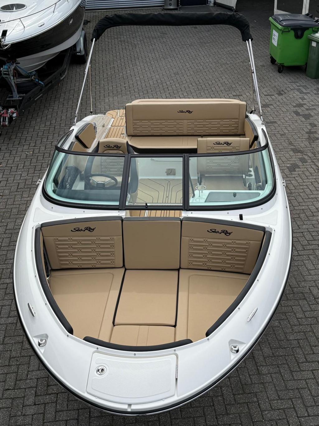 Sea Ray SPX 210 — foto 11 van 11