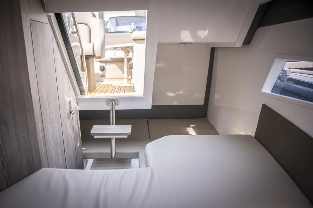 Maxima 800 Cabin — foto 10 van 12