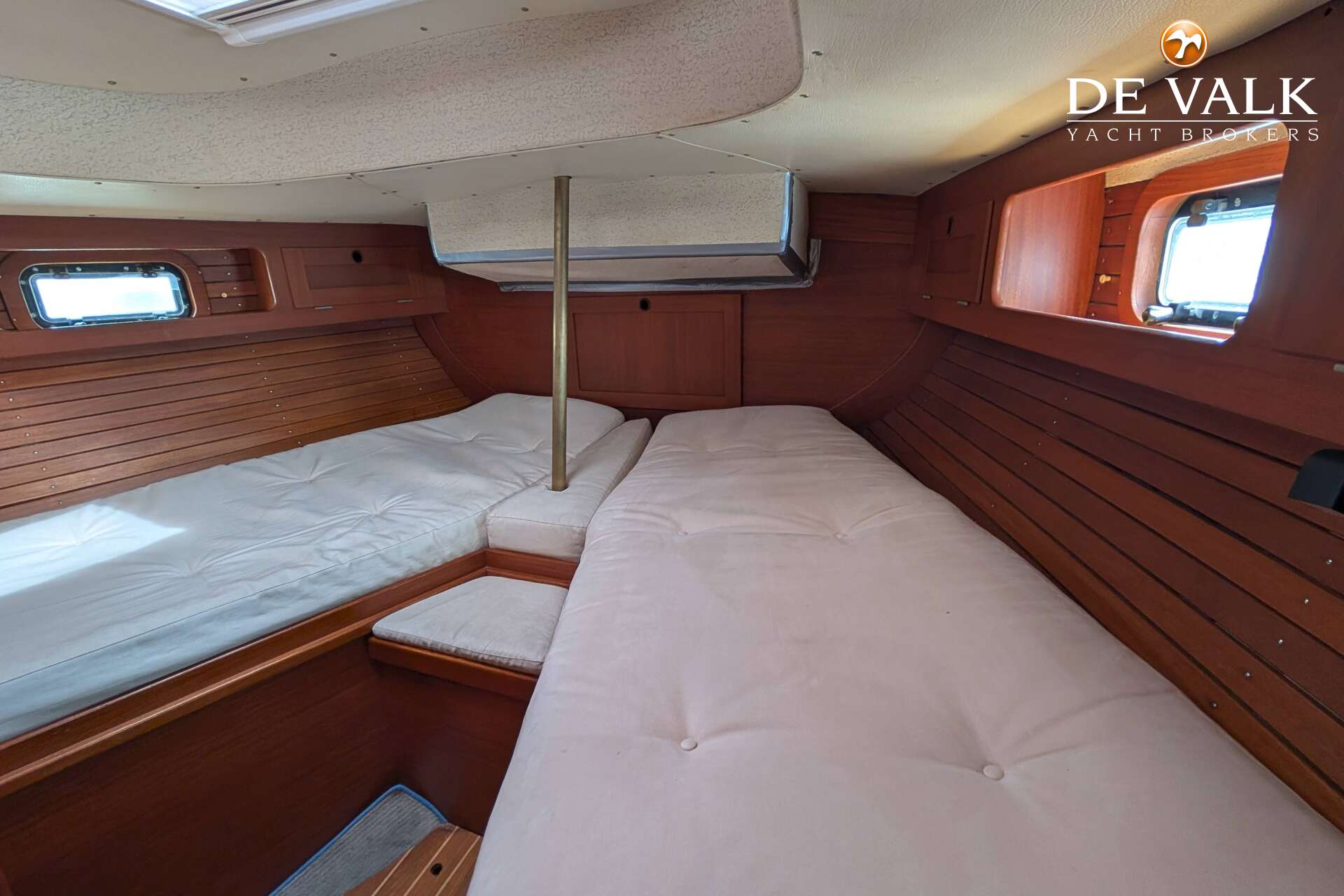 Hallberg Rassy 42 E — foto 37 van 41