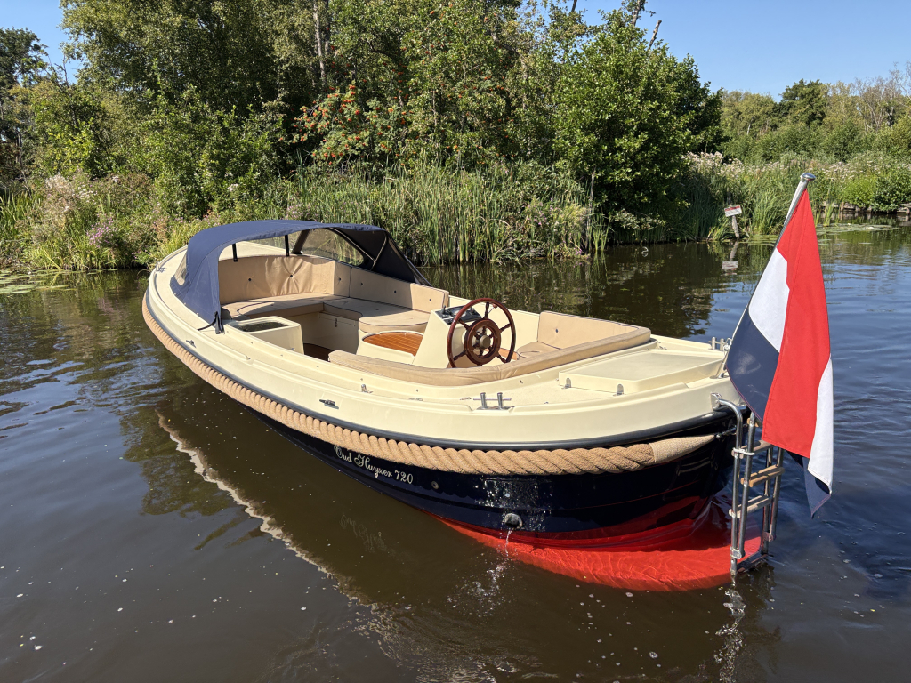 Oudhuijzer 720 + Boegschroef 