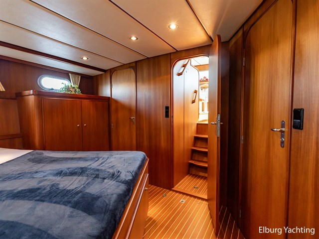 Sturier 480 AC - Vast Stuurhuis - Stabilizers — foto 44 van 99