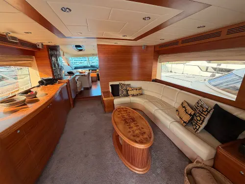 Elegance 68 Hardtop - MIO MAR - BluYachting — foto 2 van 12