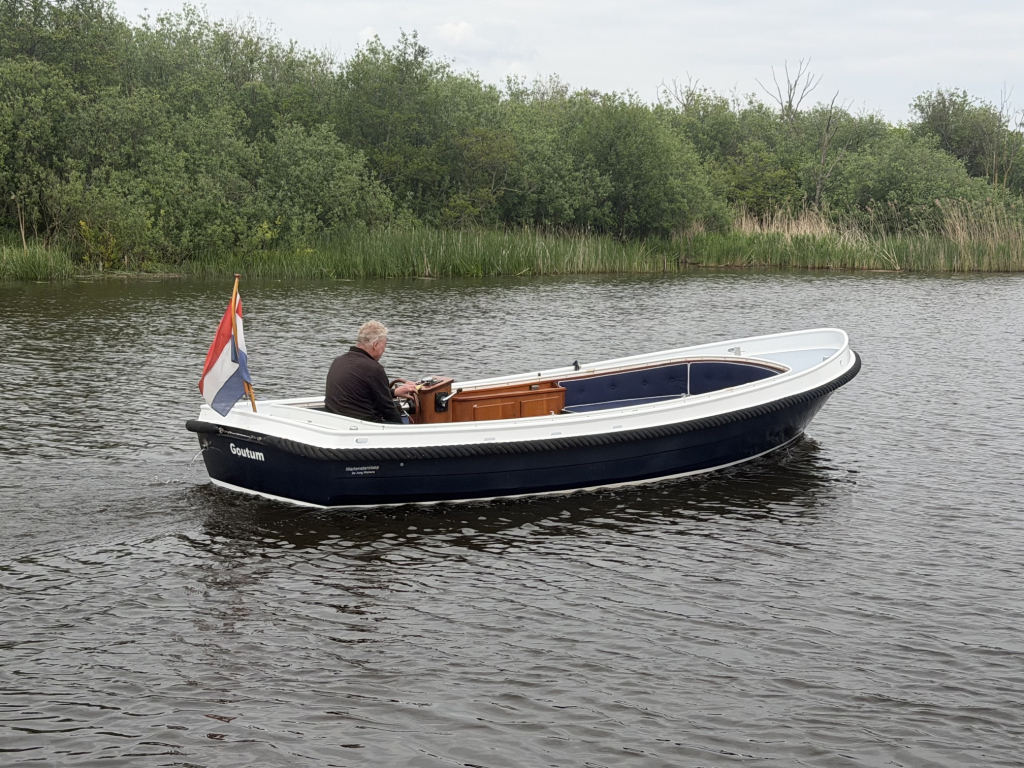 Wartenstervlet 650 * — foto 1 van 11