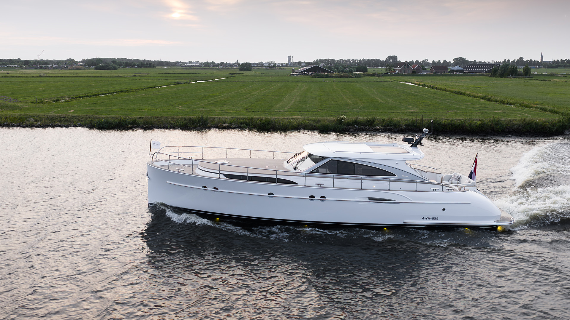CYGNE — foto 10 van 12