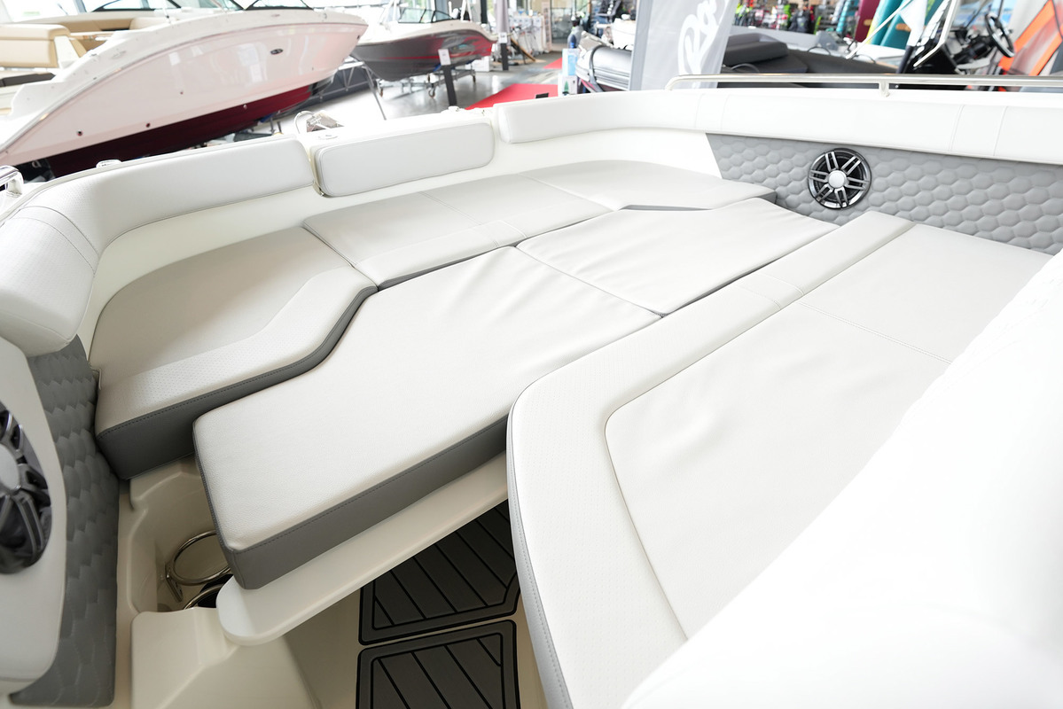 Sea Ray SDX 250 — foto 38 van 82