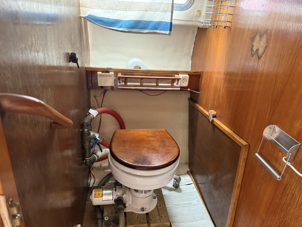 Fram 690 Noorse Spitsgatter boegschroef, nieuwe tent! — foto 8 van 9