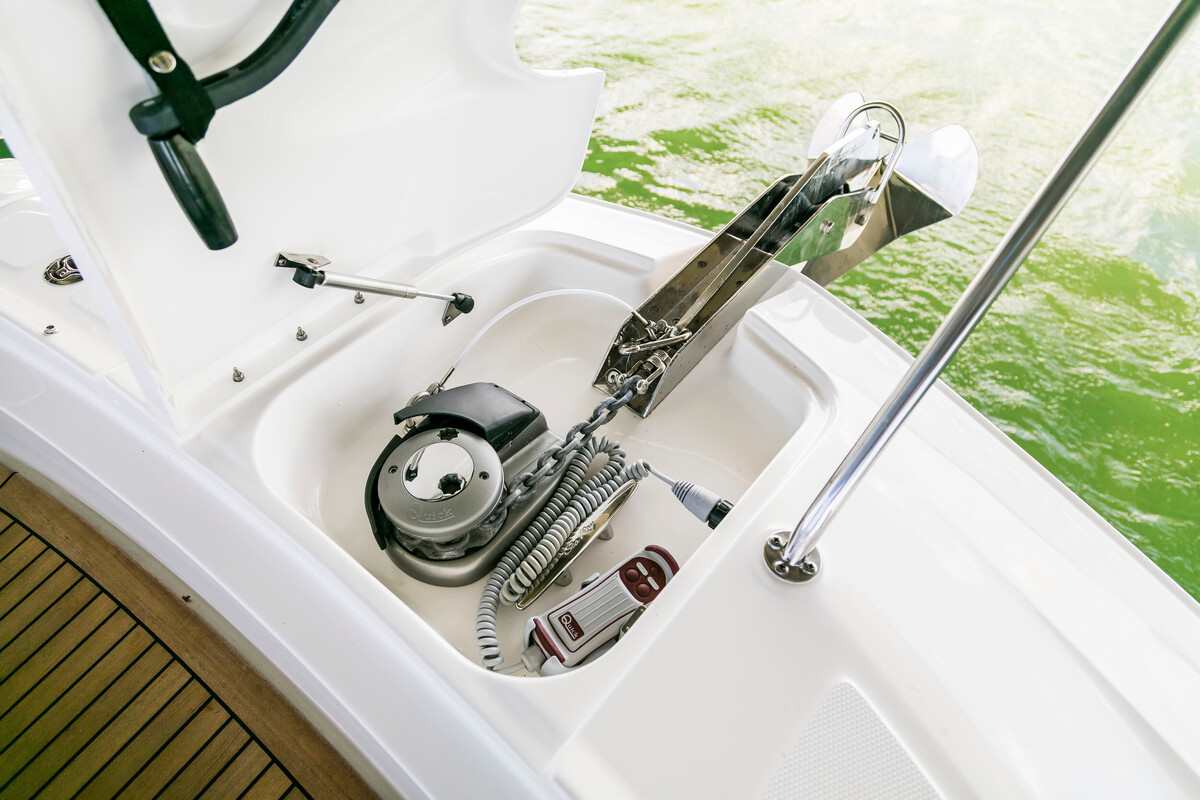 Sea Ray Sundancer 320 OB — foto 10 van 24
