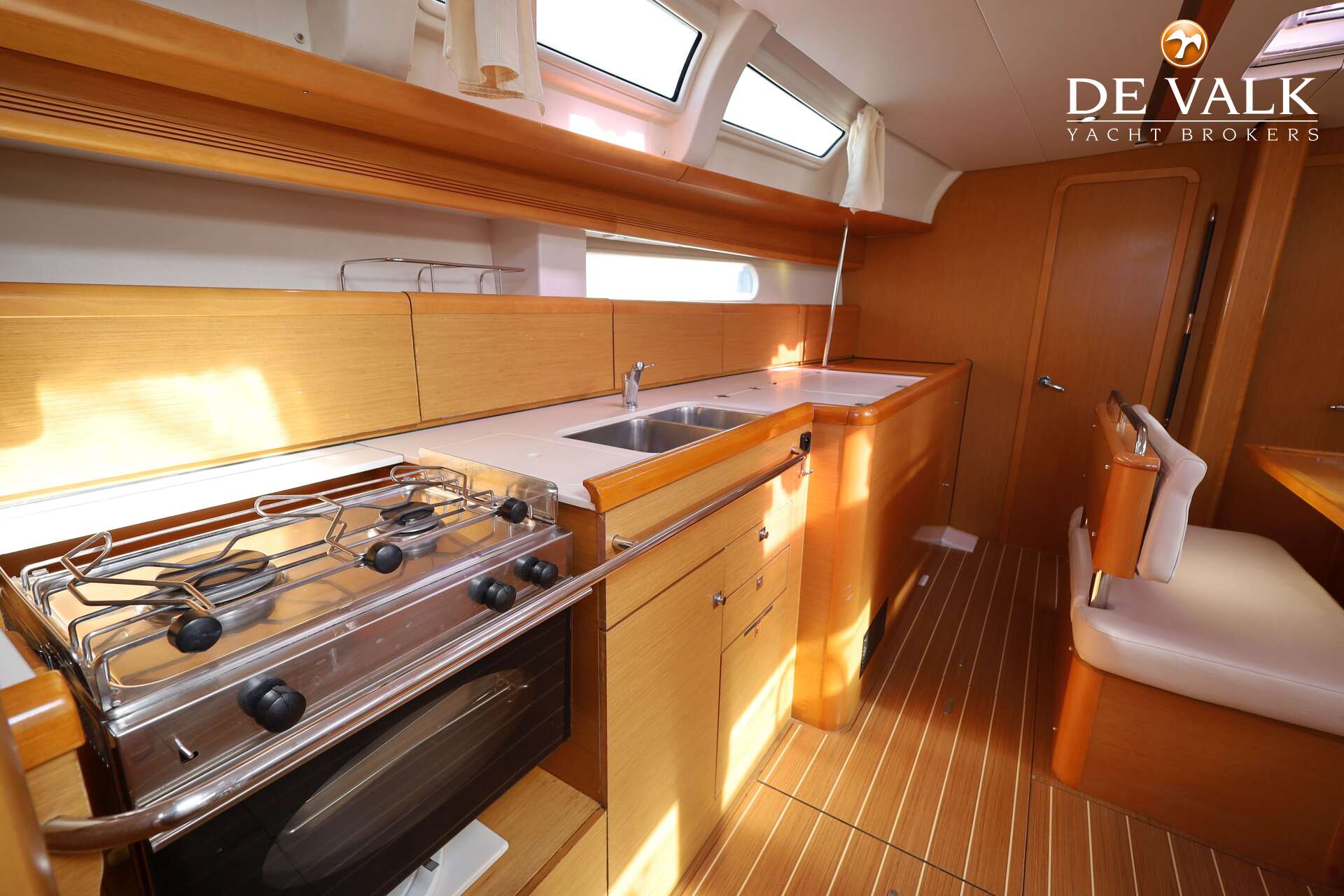 Jeanneau Sun Odyssey 44i — foto 26 van 39