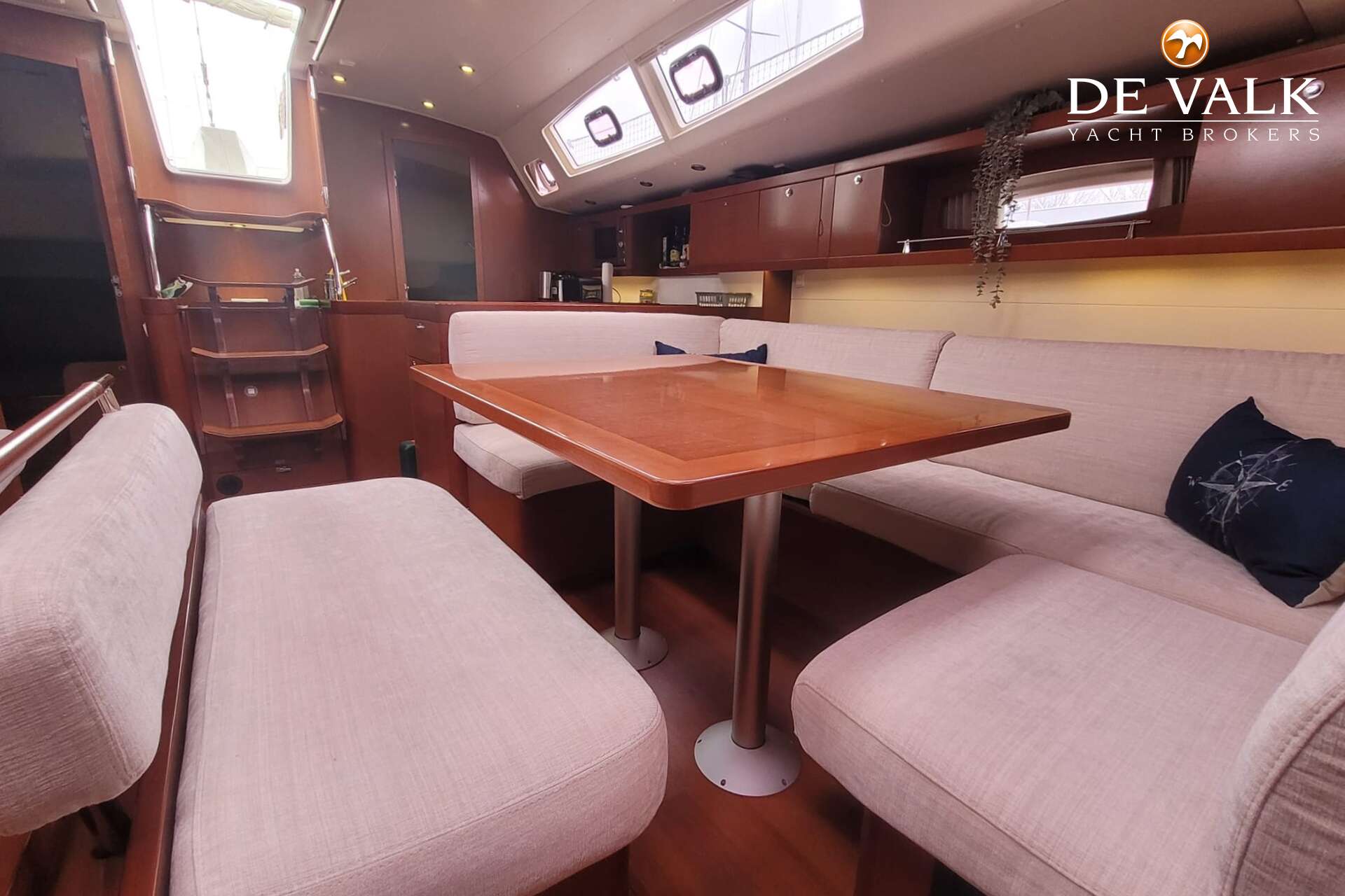 Beneteau Oceanis 54 — foto 23 van 38