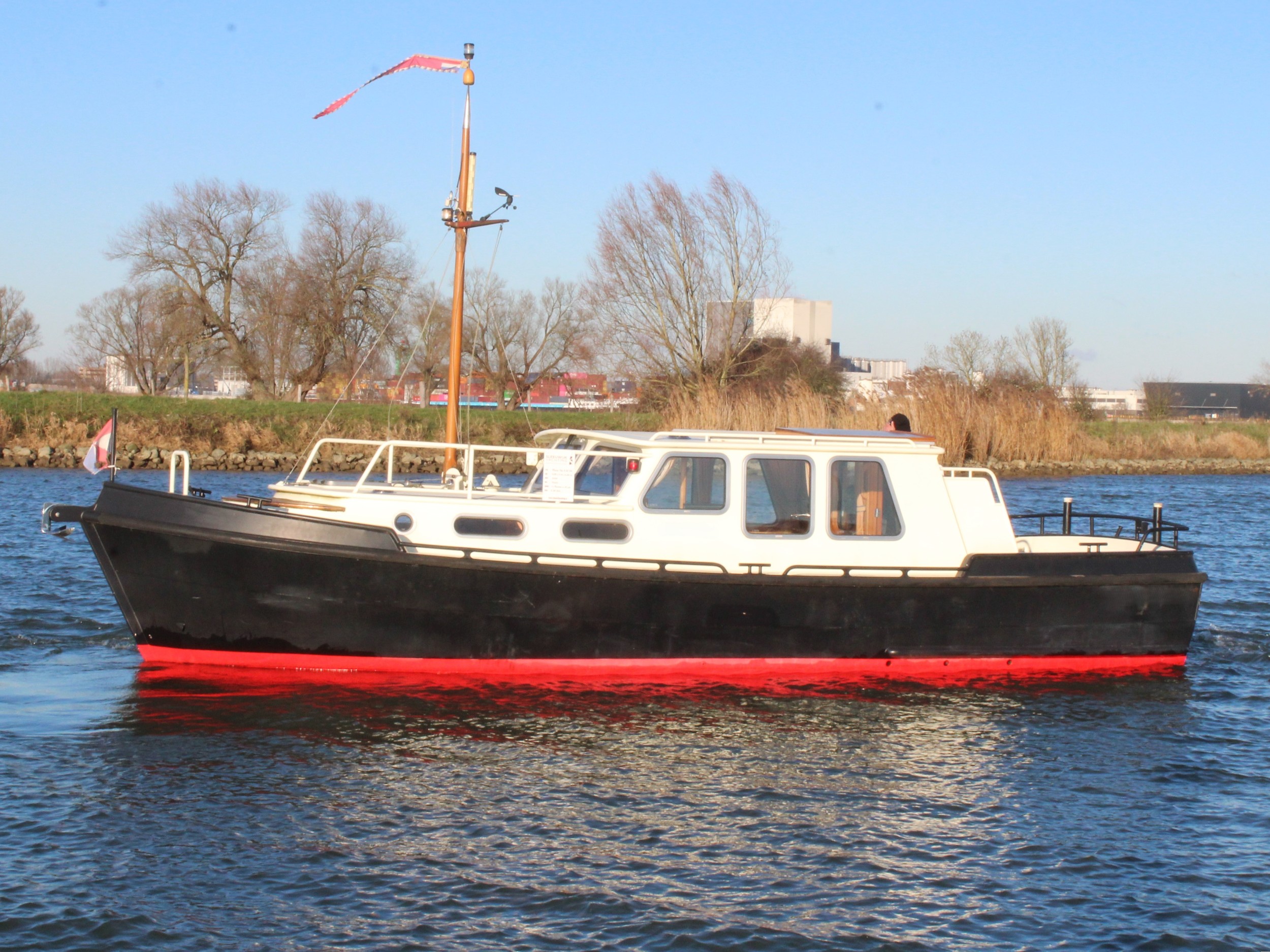 Mooie Nel 9.50 OK — foto 1 van 12