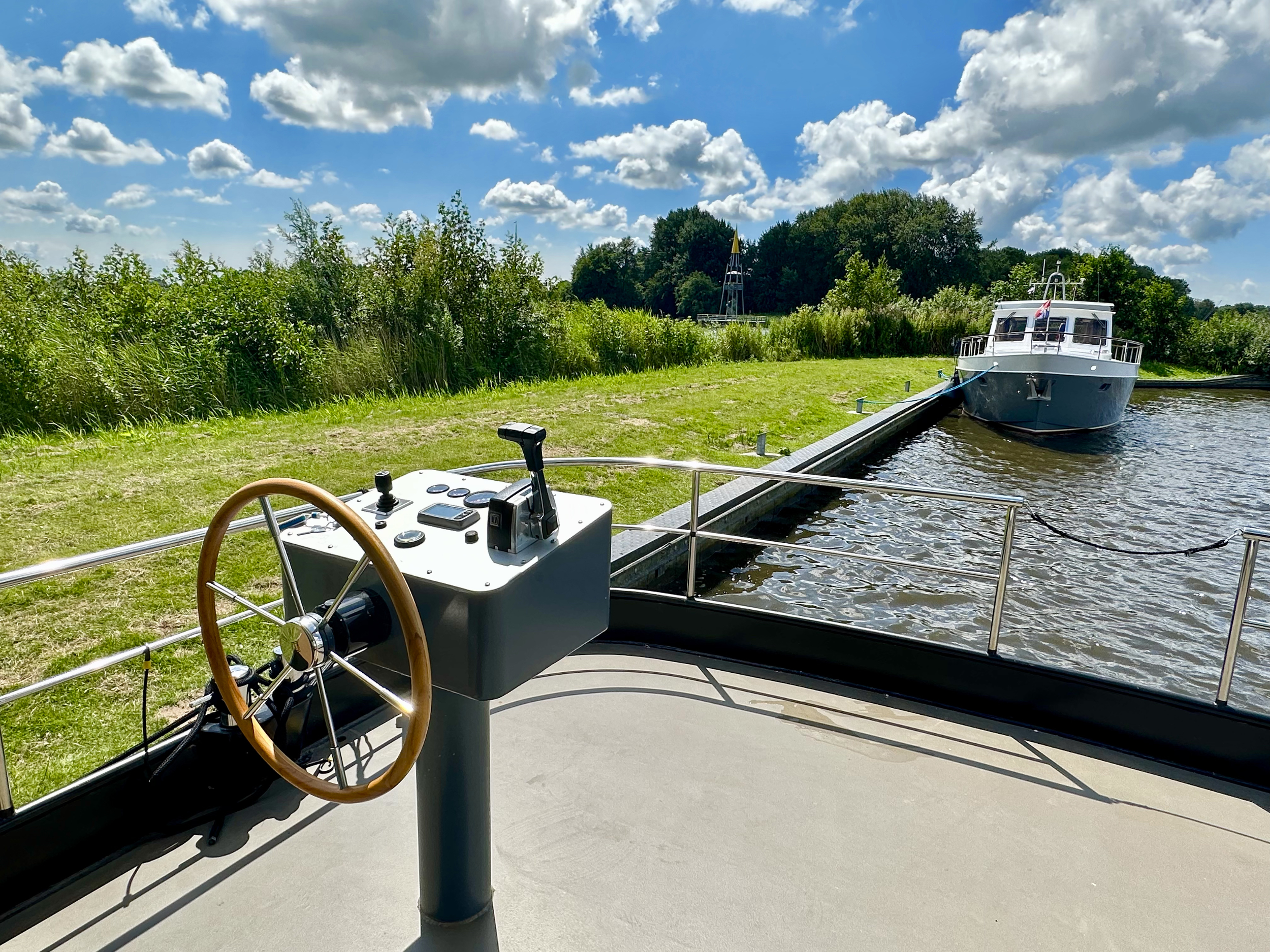 HOMESHIP Lotus Navigator 14 Houseboat — foto 9 van 38