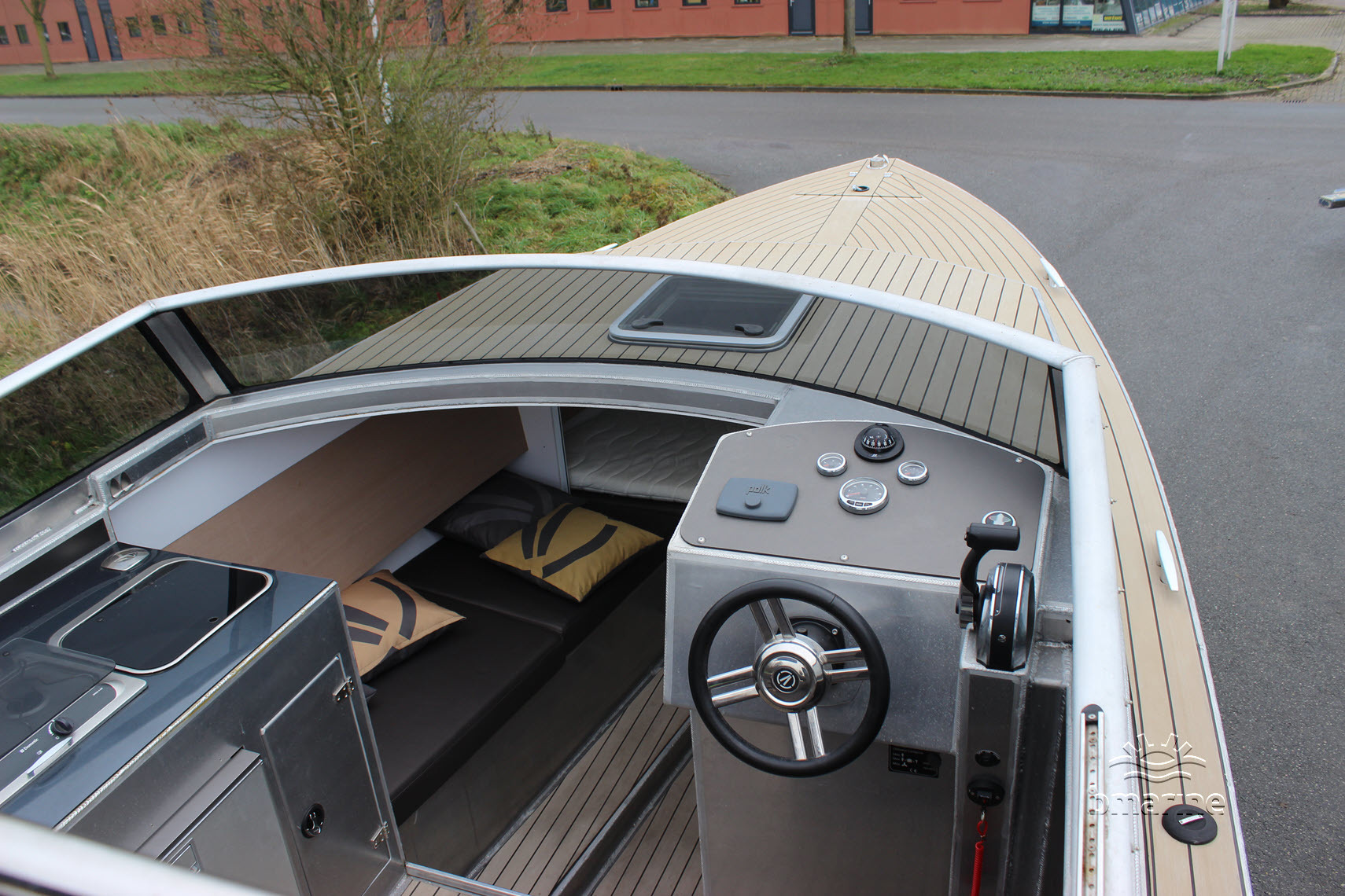 Van Vossen Tender Cabin 1000 — foto 25 van 46