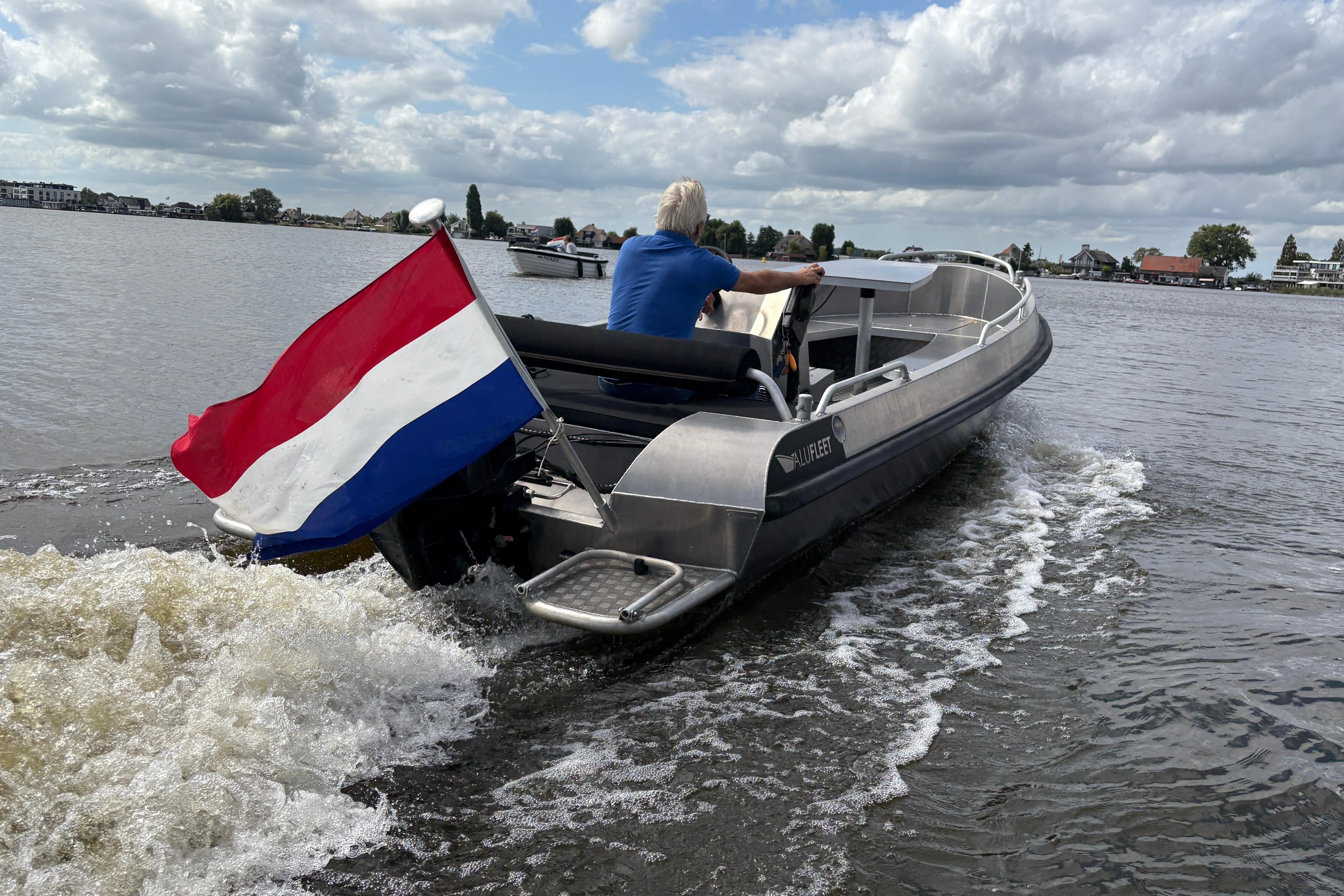 Alufleet tourer 555 — foto 2 van 20