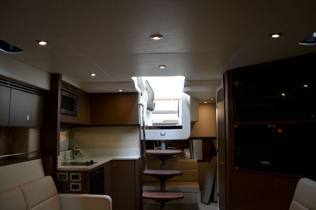 Sea Ray 350 Sundancer — foto 23 van 37