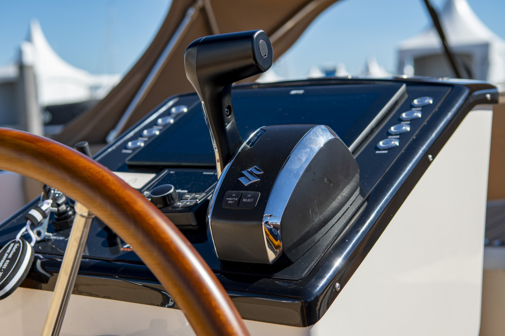 Lago Amore 733 Tender — foto 14 van 20