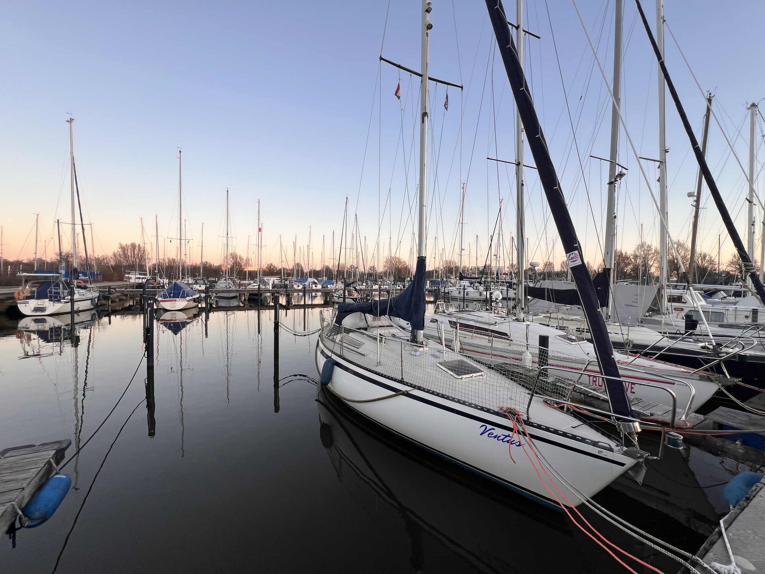 Beneteau First 30 — foto 3 van 38