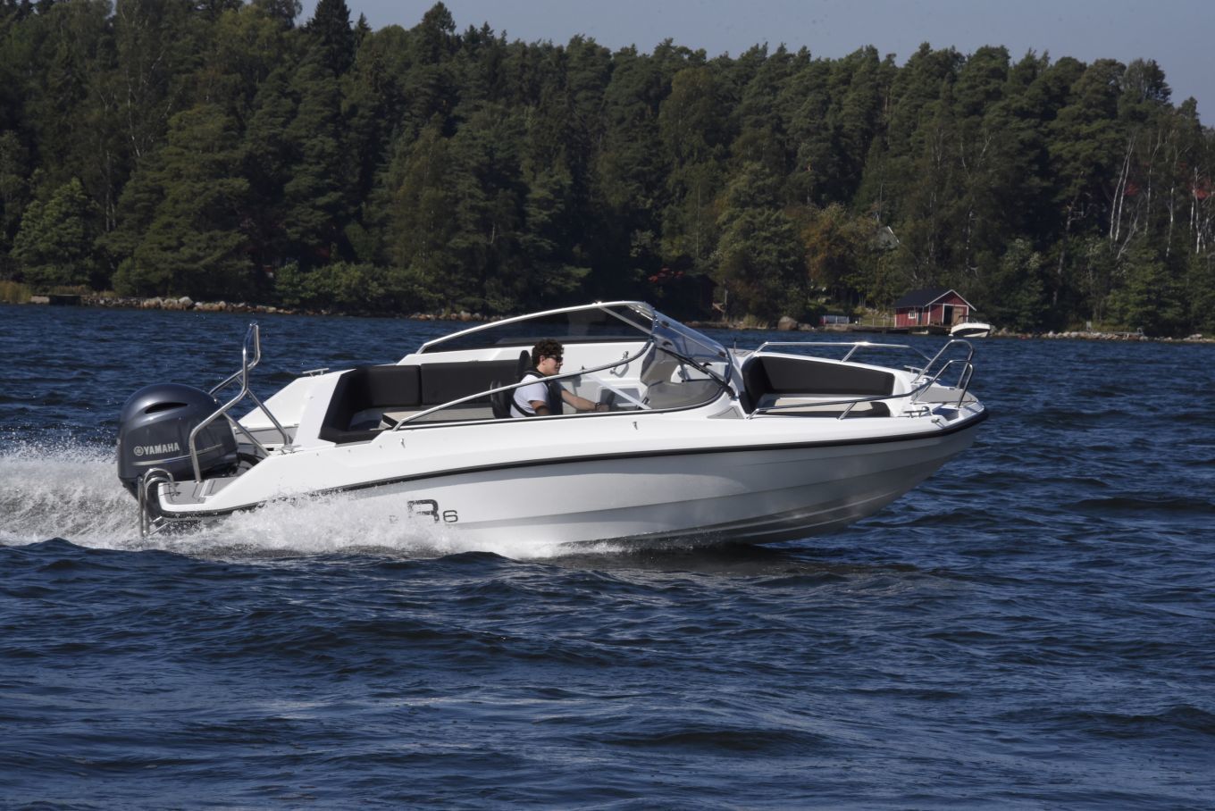 Finnmaster Bowrider R6 — foto 17 van 31