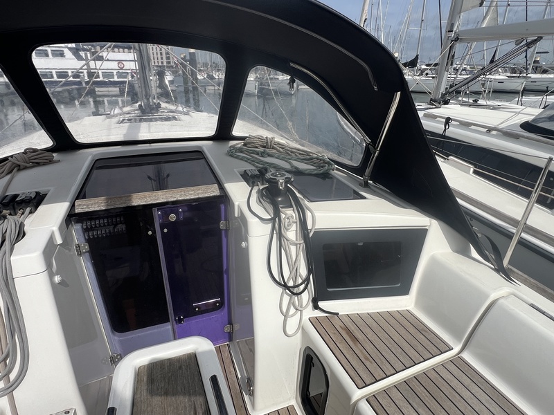 Dufour 360 GL — foto 43 van 46