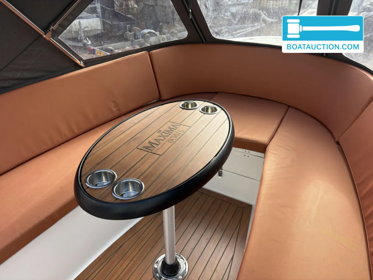 Maxima 600 Tender — foto 11 van 19