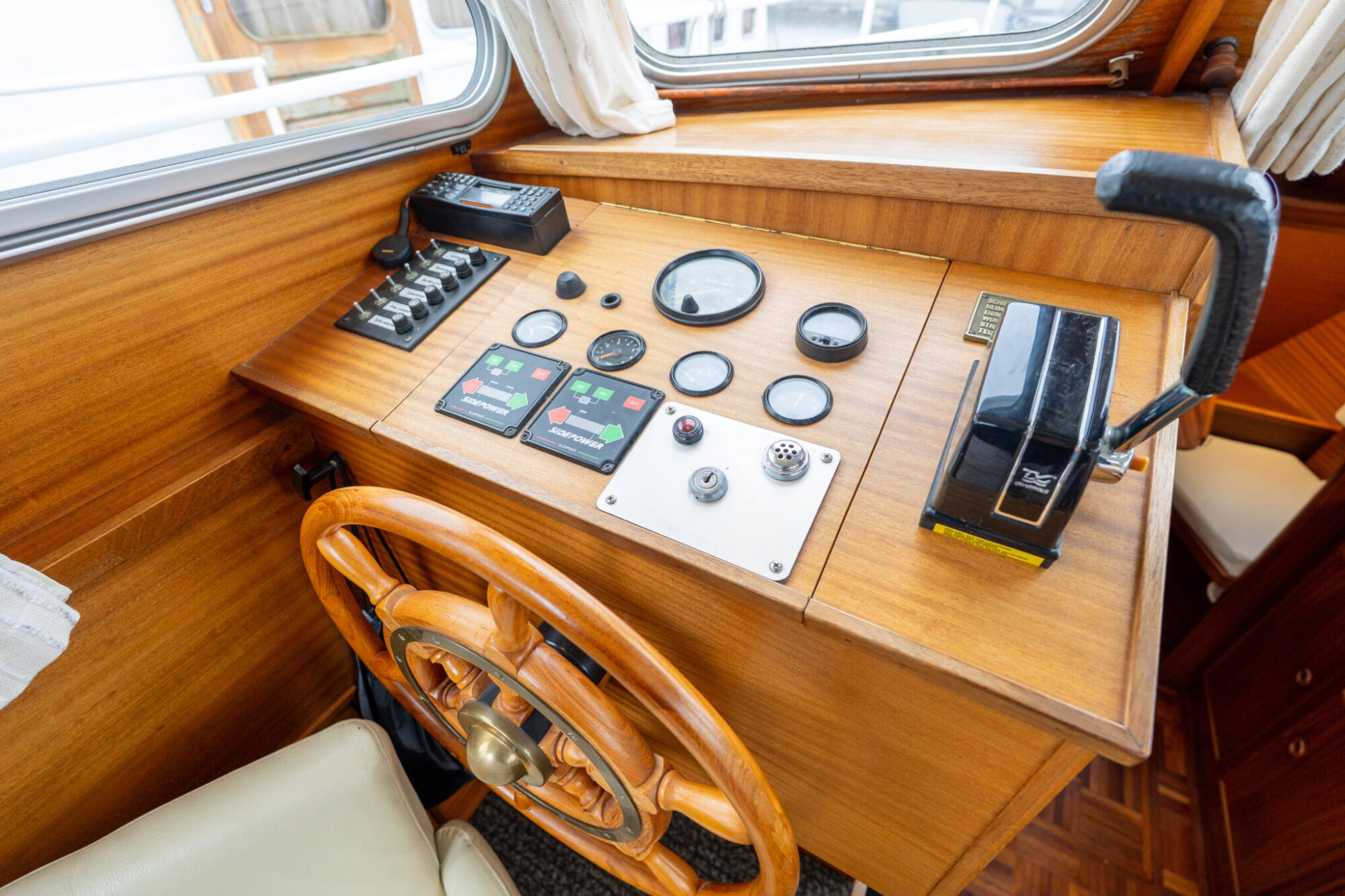 Thermo Jacht Lagune 30 AK — foto 5 van 48