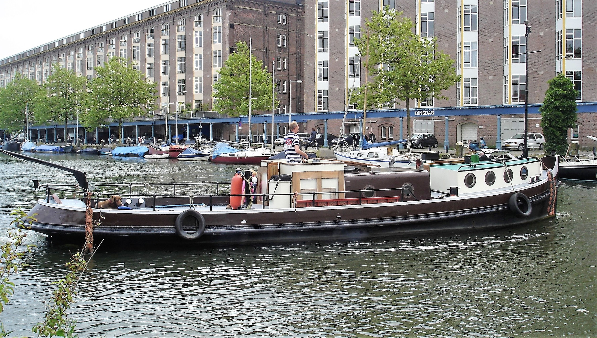 Sleepboot Amsterdammer — foto 2 van 23