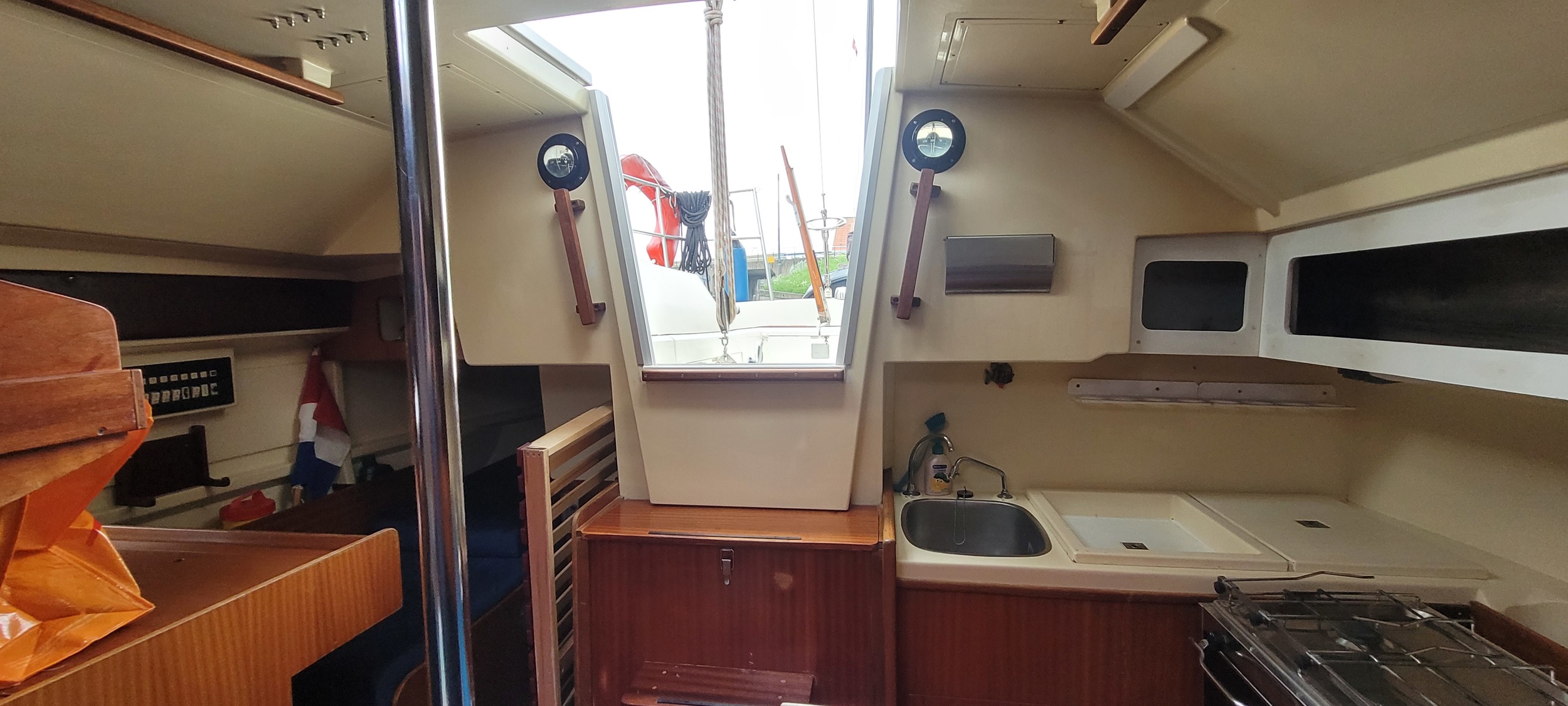Dufour 34 — foto 11 van 30