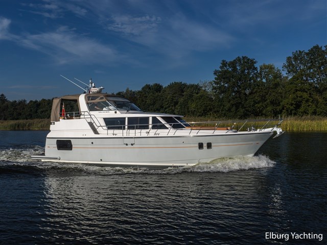 Trader 42 - Cabrio — foto 1 van 76