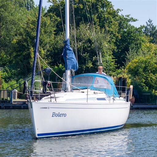 Dufour Yachts 30 Classic (2001) — foto 1 van 12