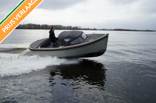 Waterspoor 646  DEMO met 30Pk Suzuki