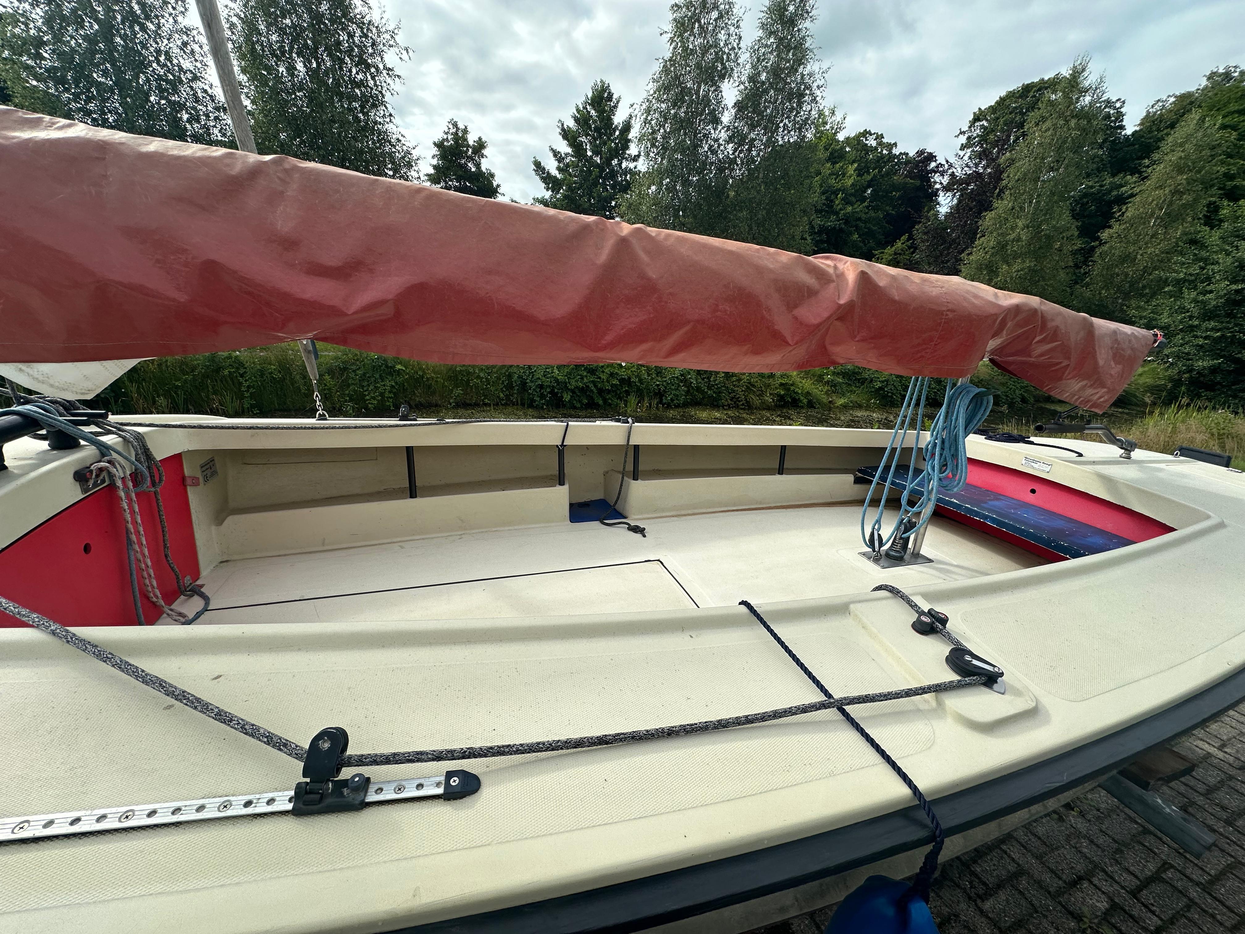 Polyvalk Open zeilboot — foto 2 van 5