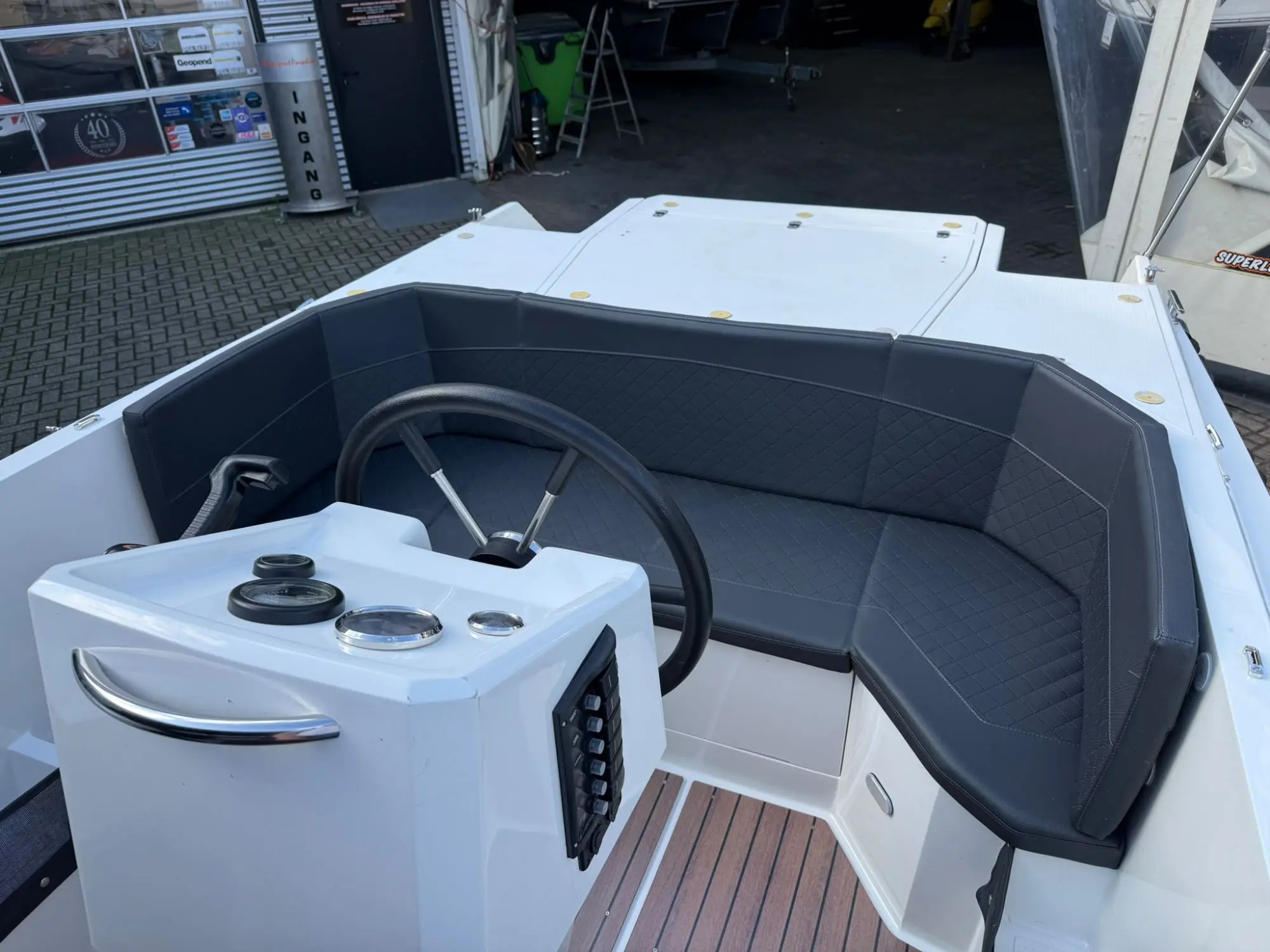 Remus 690 Tender — foto 19 van 20