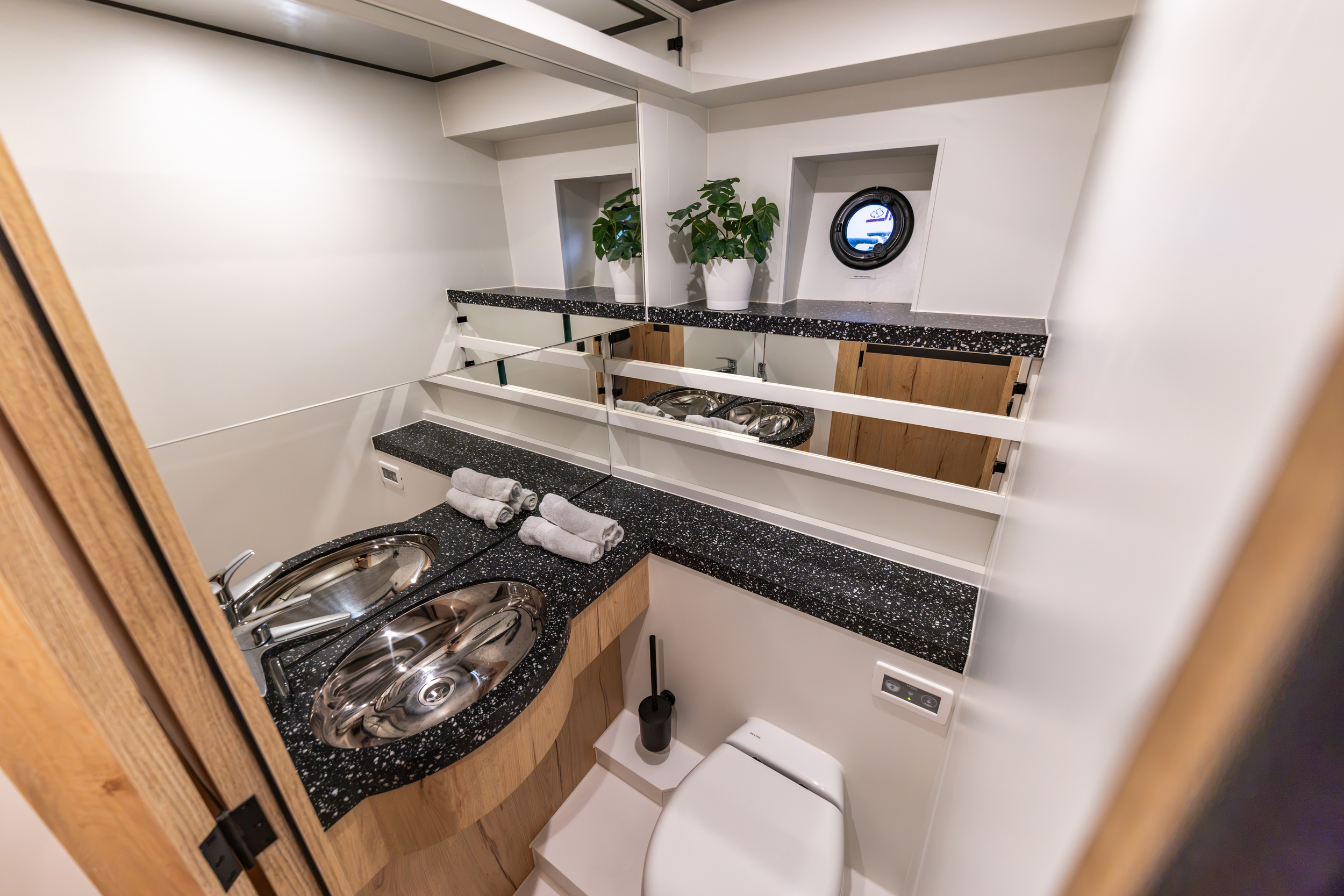 Boarncruiser 1440 Elegance - Center Sleeper — foto 19 van 20