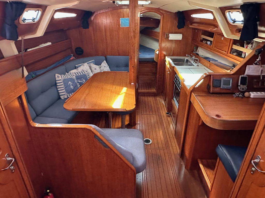 Jeanneau Sun Charm 39  — foto 9 van 21