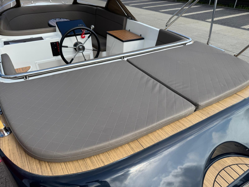 Maxima  620 Retro met Suzuki 30 pk — foto 9 van 21