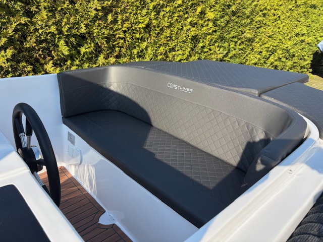 VAARKLAAR!! NIEUWE Coastliner 545 met Tohatsu 15 PK en  Buiskap — foto 18 van 24