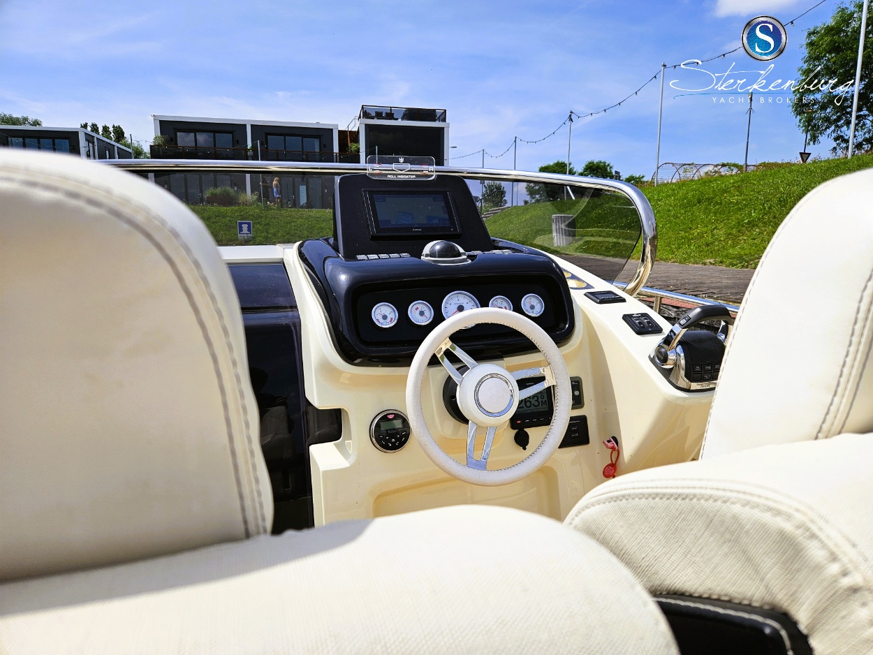 Invictus 280 GT — foto 19 van 42