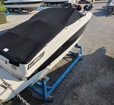Bayliner 742 CU - BluYachting — foto 8 van 12