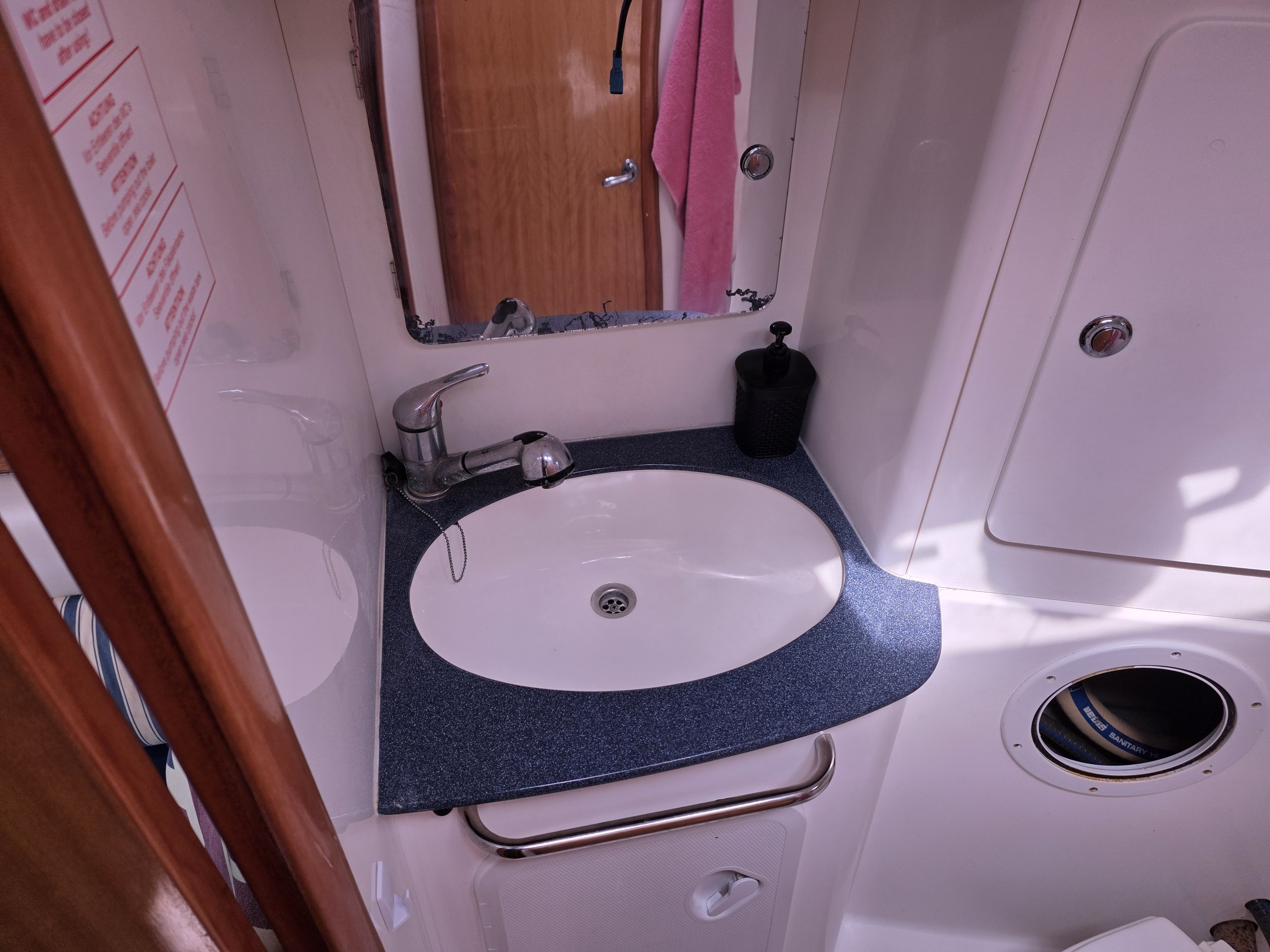 schip : Bavaria Bavaria Cruiser 36 — foto 6 van 11