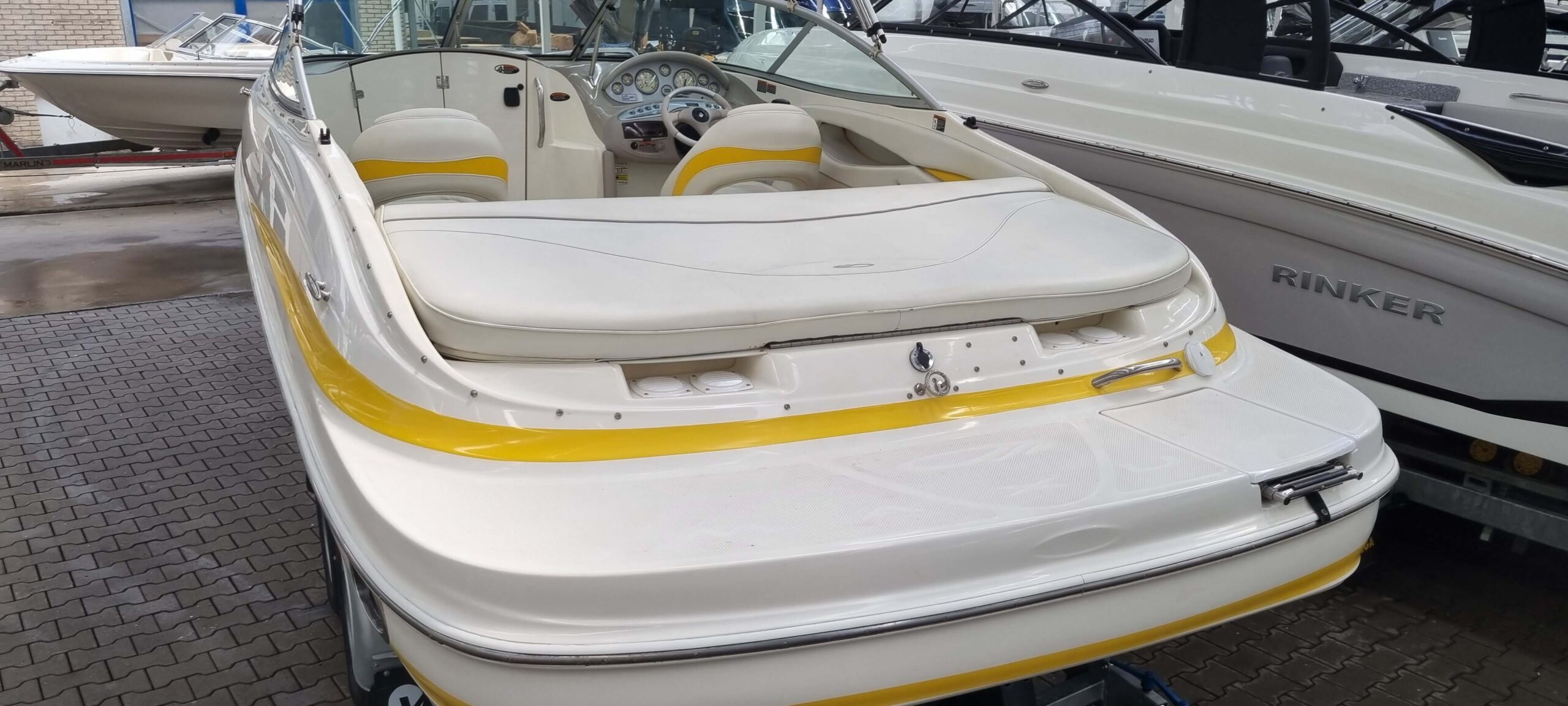 Maxum 2100 Cuddy — foto 10 van 11
