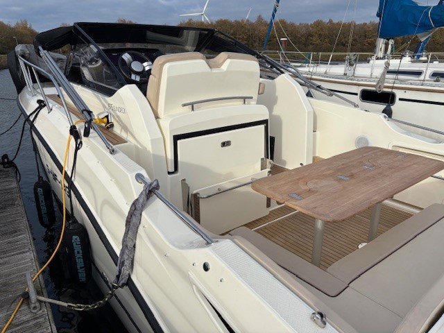 Quicksilver 875 Sundeck Active — foto 7 van 60