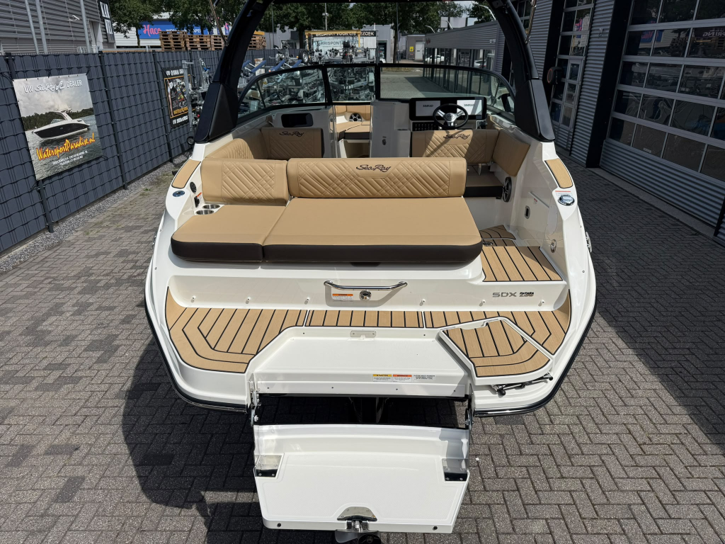 Sea Ray SDX 230 — foto 7 van 50