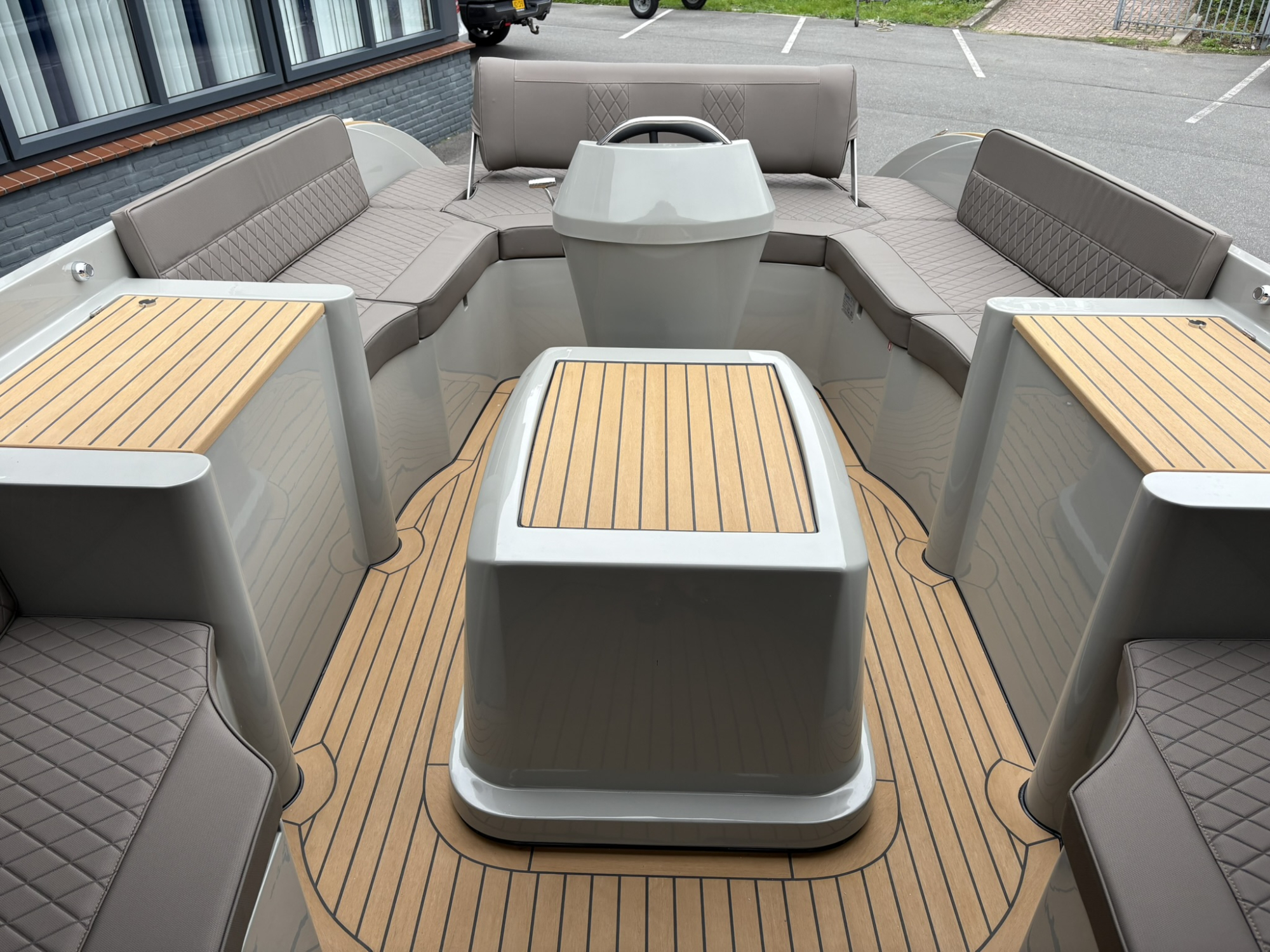 Antaris Sixty7 met Vetus 42 pk in RAL 7030 op voorraad! — foto 8 van 14